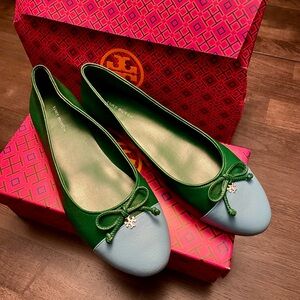NEW Tory Burch Two-Tone Green and Blue Flats